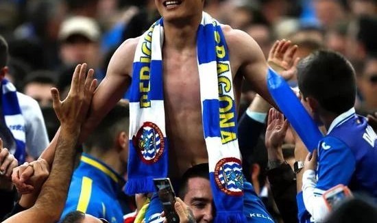  法甲收官战巴黎轮换阵容仍大胜十人敌  