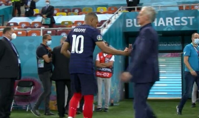  姆巴佩梅开二度助球队取胜，法甲射手榜强势登顶  