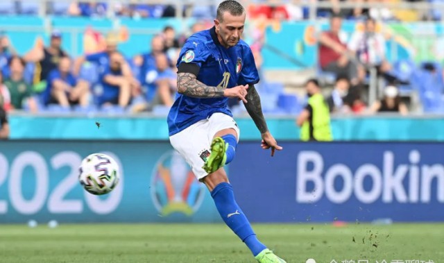  朗斯铁卫乌龙球葬送关键战役  