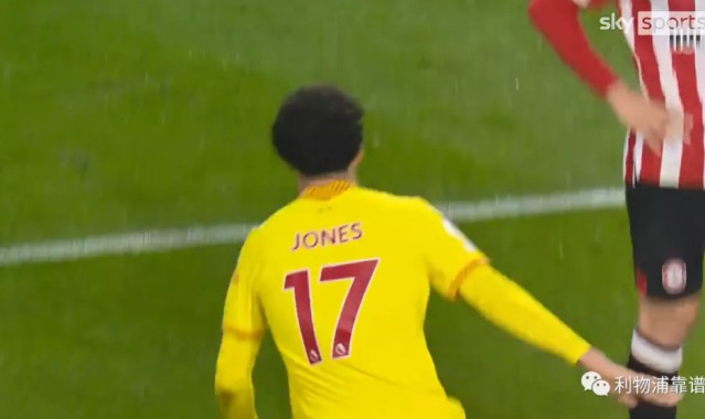  热刺防线溃败遭利物浦血洗  