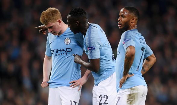  曼城中场核心伤愈复出即献助攻帽子戏法