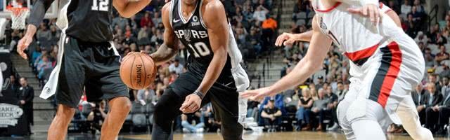  霍勒迪致命抢断雄鹿终结卫冕悬念  